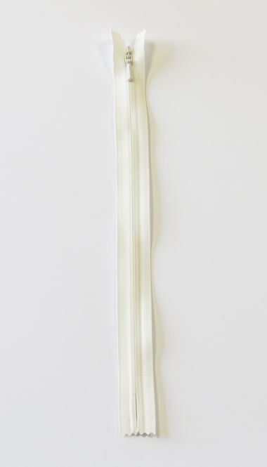 Hovedbilde Ecru - 4mm Usynlig fast glidelås 45cm