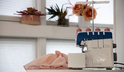 Husqvarna Viking Amber Air S400 Overlock
