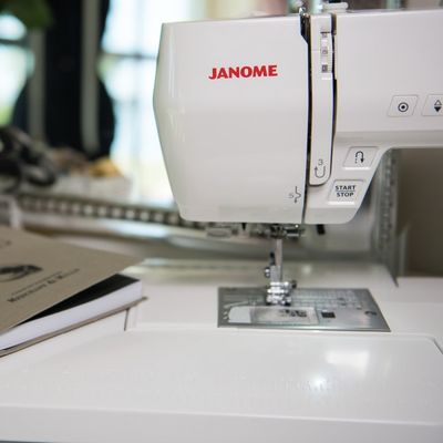 Demo Janome Decor Computer 6050