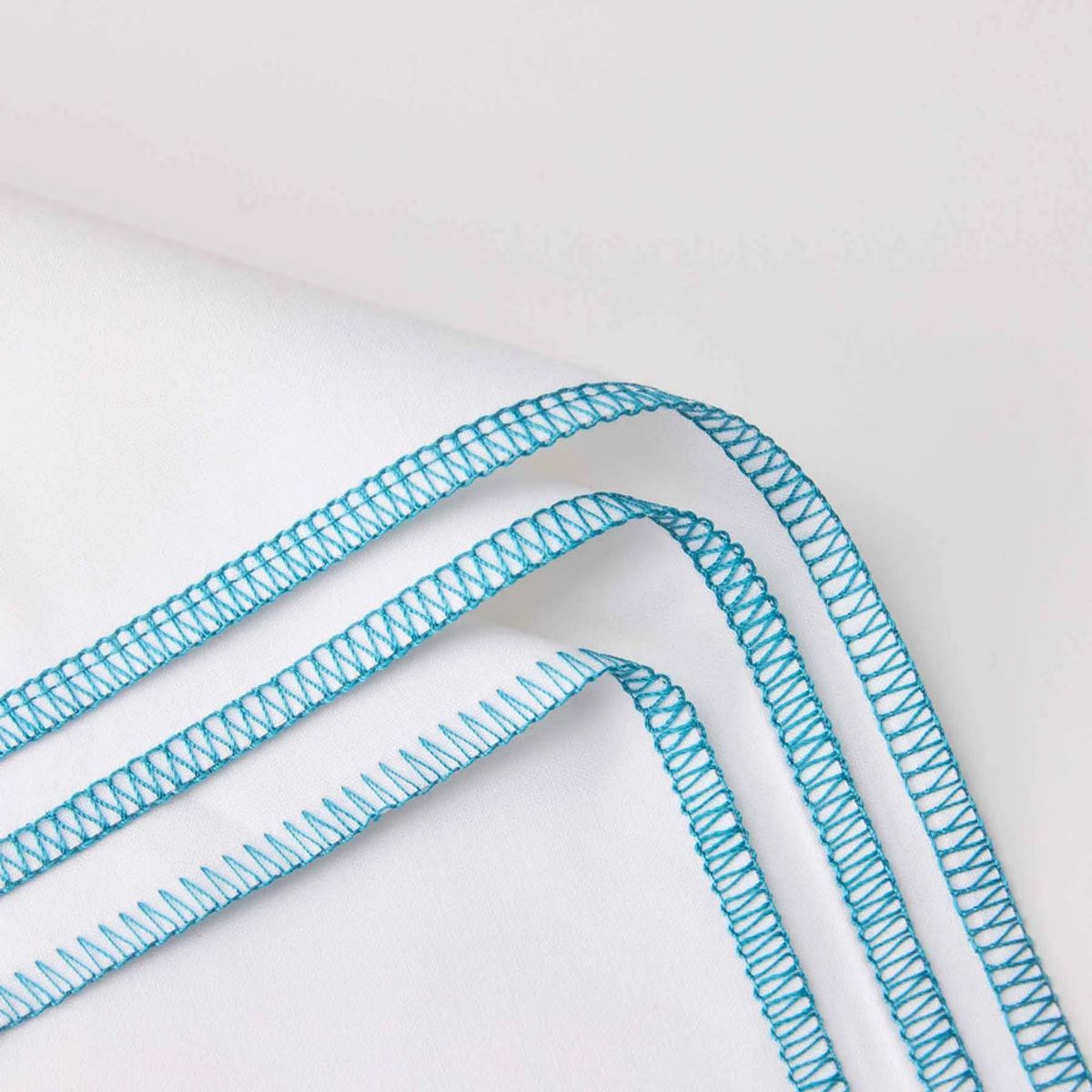 Demo Pfaff Admire 3000 overlock