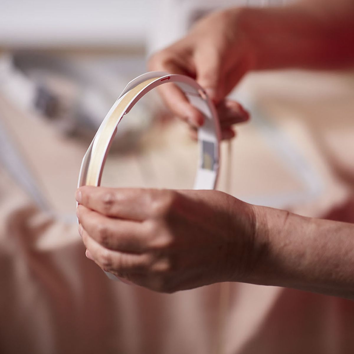 (20D2)Husqvarna båndbroderi modul