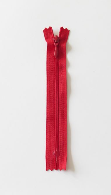 Hovedbilde YKK 4MM SPIRAL, FAST F. RØD 4421-50-519