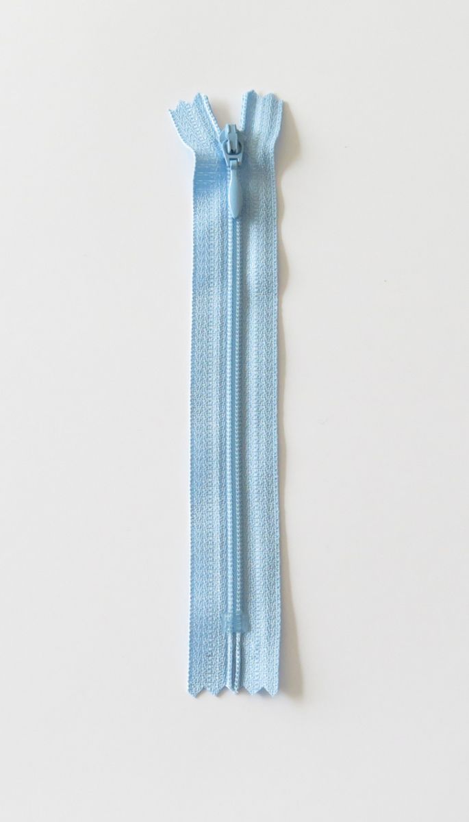 YKK 4MM SPIRAL, FAST F. BLÅ 4421-12-0545